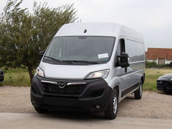Opel Movano